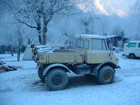 cham-unimog02